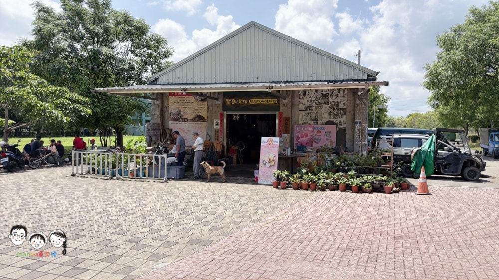 東勢免費景點推薦 大逛東勢客家文化園區 尋找最台的精油,沉浸在許良宇圖書館 東勢一日遊就這樣玩! - 第5張圖 東勢免費景點推薦 大逛東勢客家文化園區 尋找最台的精油,沉浸在許良宇圖書館 東勢一日遊就這樣玩!