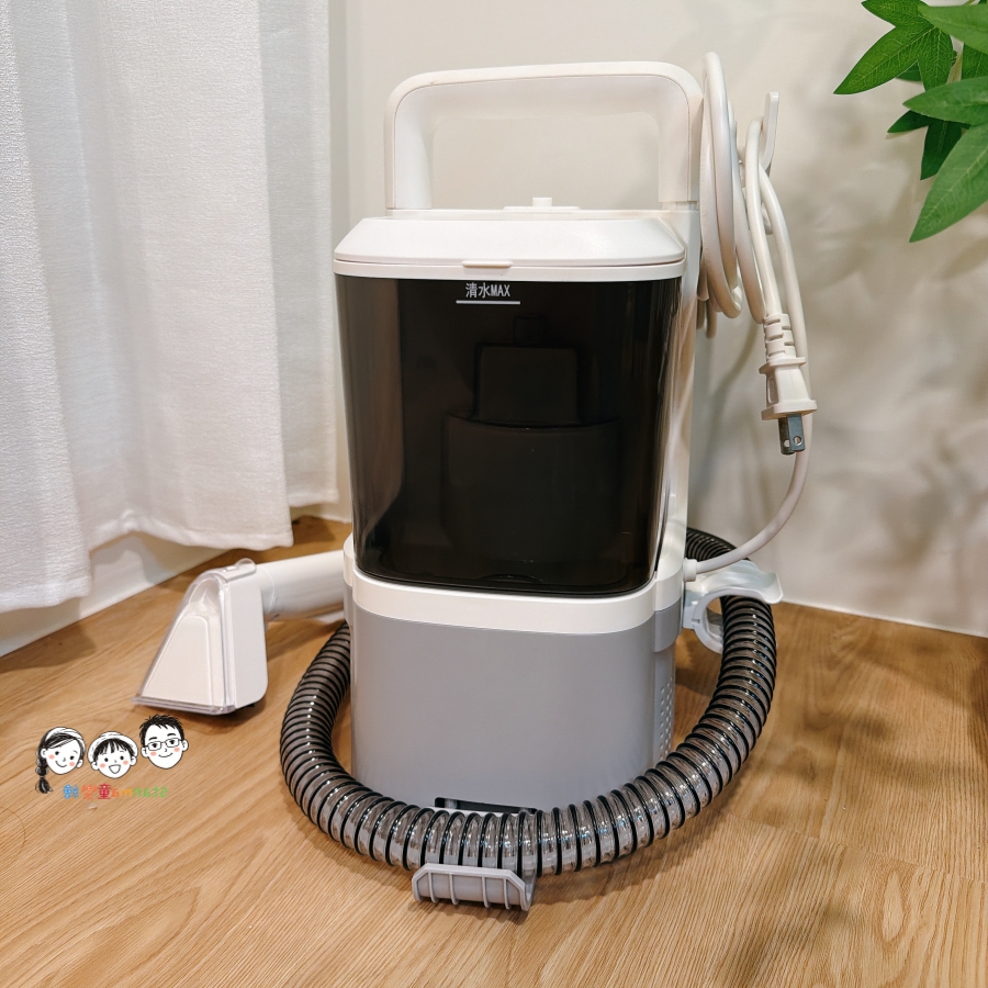 Haier 海爾白小勁R10織物清潔機 噴水、刷洗、吸汙三合一～沙發、床墊、陳年髒污、黑水大釋放，家中布面不再丟水洗！