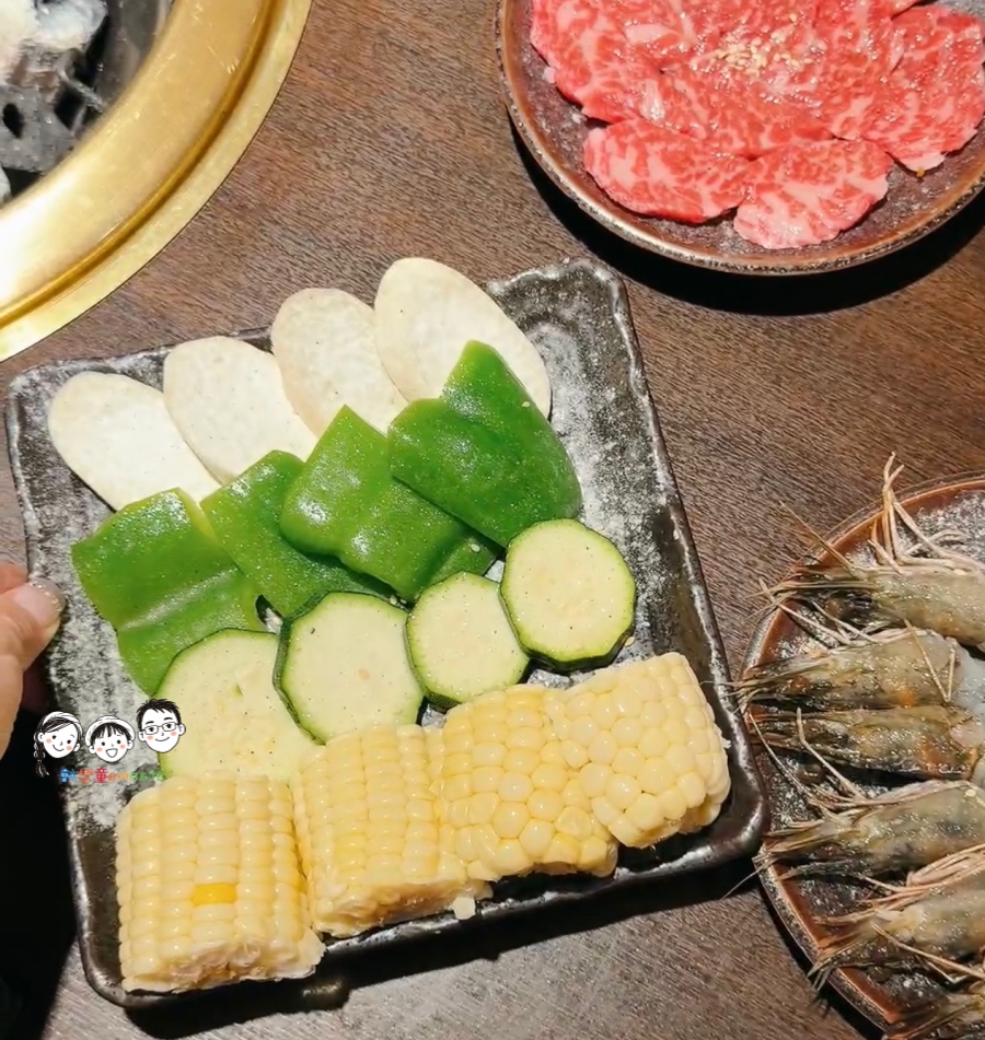 實現雙手自由~來胡同燒肉大口吃就對啦!現在還有寵粉好禮,限定餐點刮刮卡大方送(只到2026/6/30) - 第12張圖 實現雙手自由~來胡同燒肉大口吃就對啦!現在還有寵粉好禮,限定餐點刮刮卡大方送(只到2026/6/30)