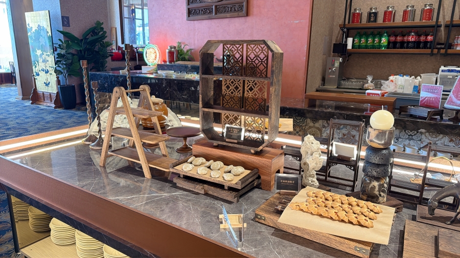 這才是真正的港點自由!台南buffet港式料理吃到飽新開幕~百道粵菜、楊枝甘露無限吃,假日加碼脆皮烤乳豬,高雅好停車,絕對是聚餐首選! - 第10張圖 這才是真正的港點自由!台南buffet港式料理吃到飽新開幕~百道粵菜、楊枝甘露無限吃,假日加碼脆皮烤乳豬,高雅好停車,絕對是聚餐首選!