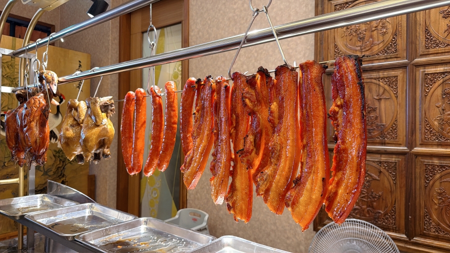 這才是真正的港點自由!台南buffet港式料理吃到飽新開幕~百道粵菜、楊枝甘露無限吃,假日加碼脆皮烤乳豬,高雅好停車,絕對是聚餐首選! - 第8張圖 這才是真正的港點自由!台南buffet港式料理吃到飽新開幕~百道粵菜、楊枝甘露無限吃,假日加碼脆皮烤乳豬,高雅好停車,絕對是聚餐首選!