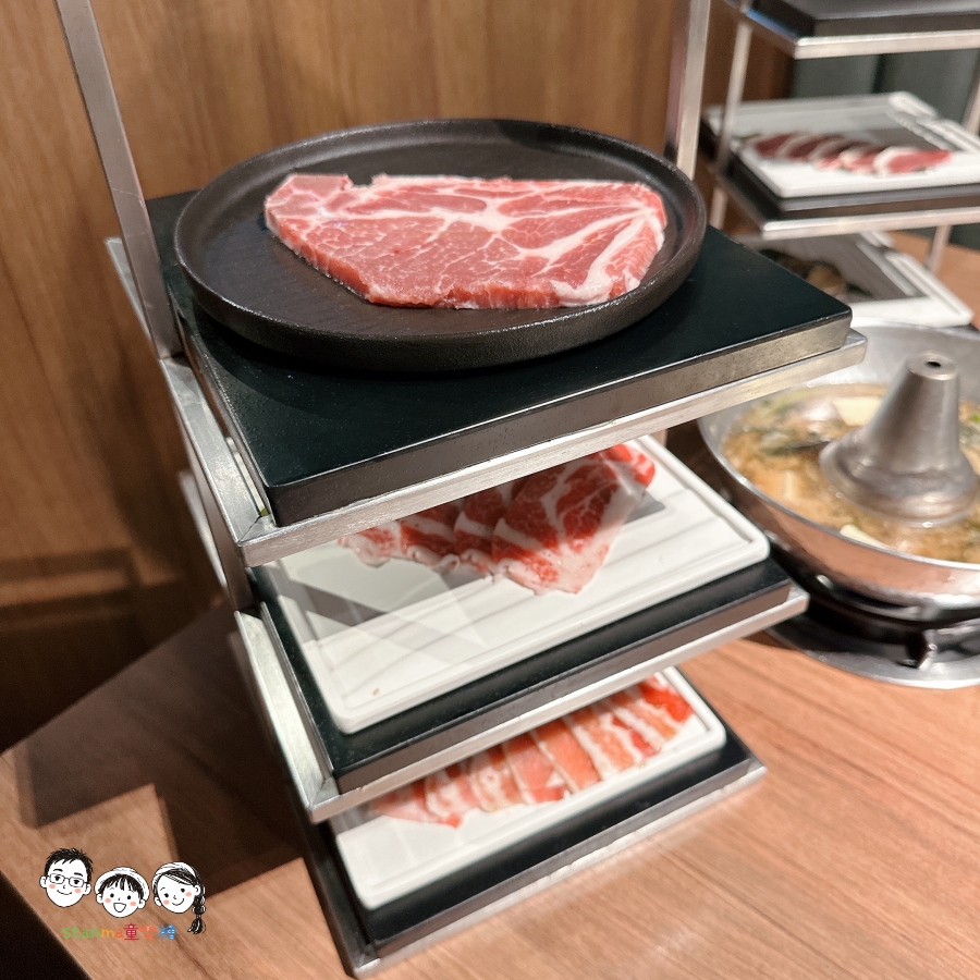 只到6月底 連深夜12點半都能點！茶六平日雙人$988雙人套餐附餐、甜點、飲料全包，加價0元太佛心！