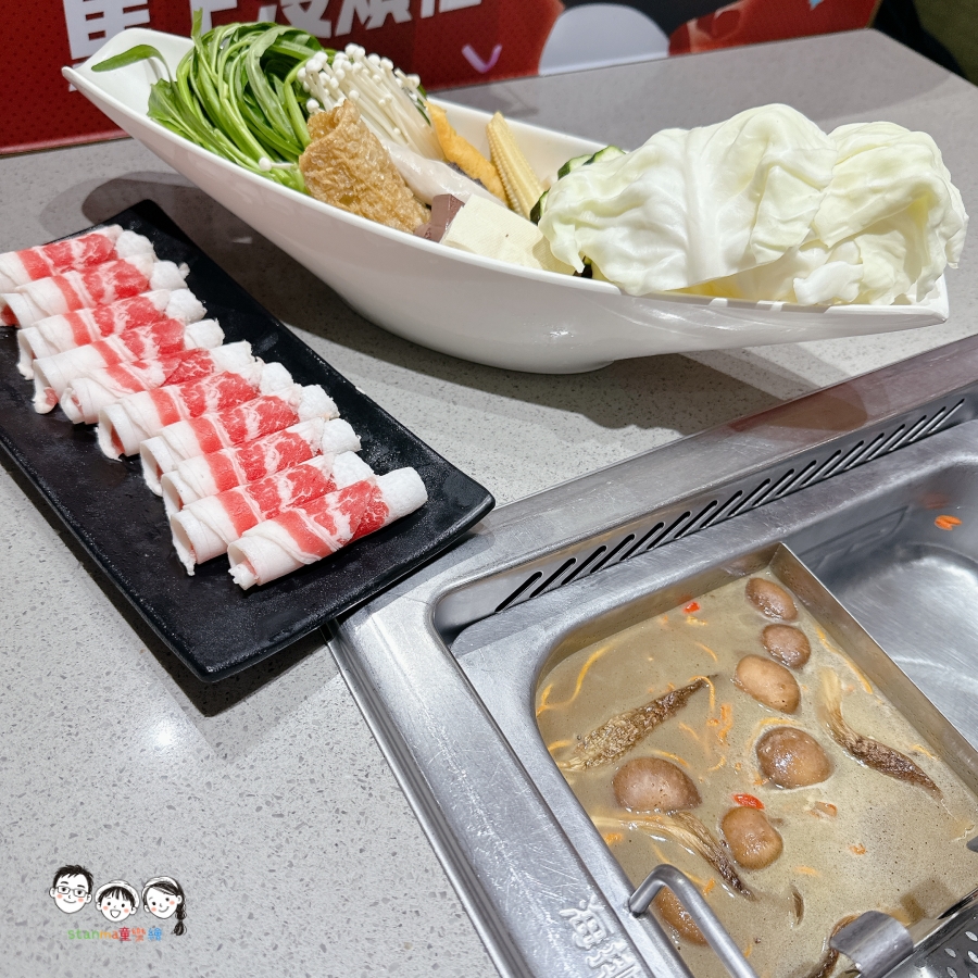 海底撈居然能這樣省!商業午餐399元限時6月底優惠中、生日應景活動/學生優惠疊加,邊看變臉邊托育簡直太享受! - 第3張圖 海底撈居然能這樣省!商業午餐399元限時6月底優惠中、生日應景活動/學生優惠疊加,邊看變臉邊托育簡直太享受!