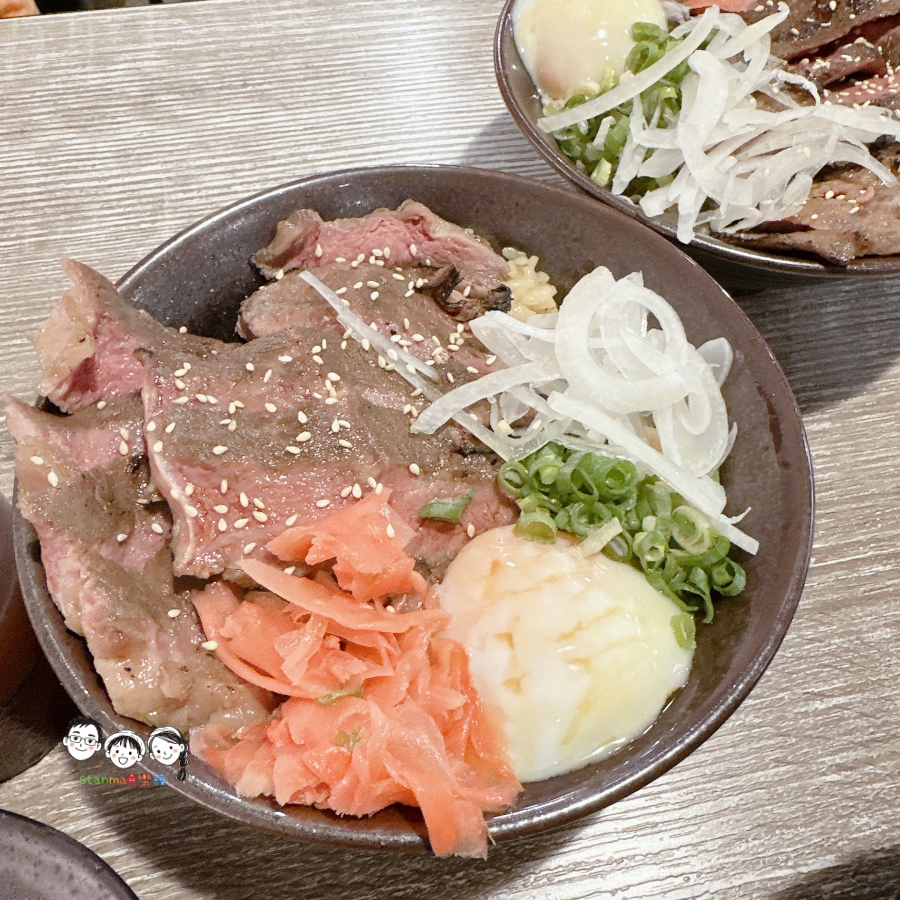精選小菜大方送 鹹甜無限循環!現炙燒6盎司丼飯大口吃,連雞湯、愛玉、餅乾居然全免費續! - 第6張圖 精選小菜大方送 鹹甜無限循環!現炙燒6盎司丼飯大口吃,連雞湯、愛玉、餅乾居然全免費續!