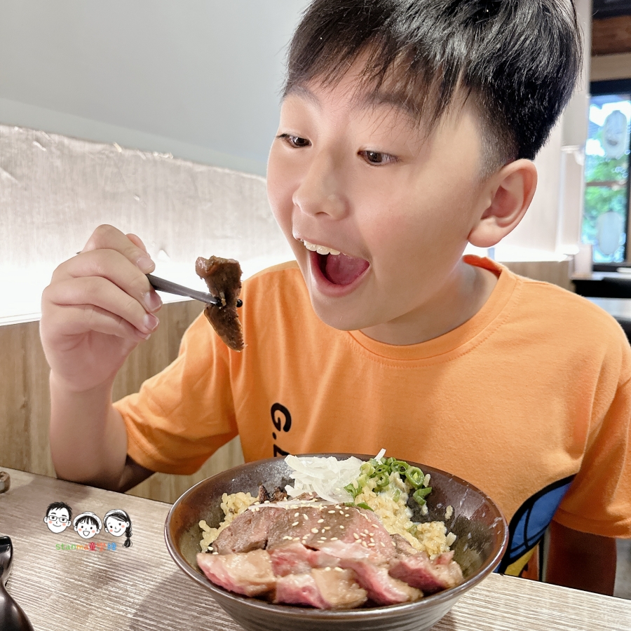 精選小菜大方送 鹹甜無限循環!現炙燒6盎司丼飯大口吃,連雞湯、愛玉、餅乾居然全免費續! - 第15張圖 精選小菜大方送 鹹甜無限循環!現炙燒6盎司丼飯大口吃,連雞湯、愛玉、餅乾居然全免費續!