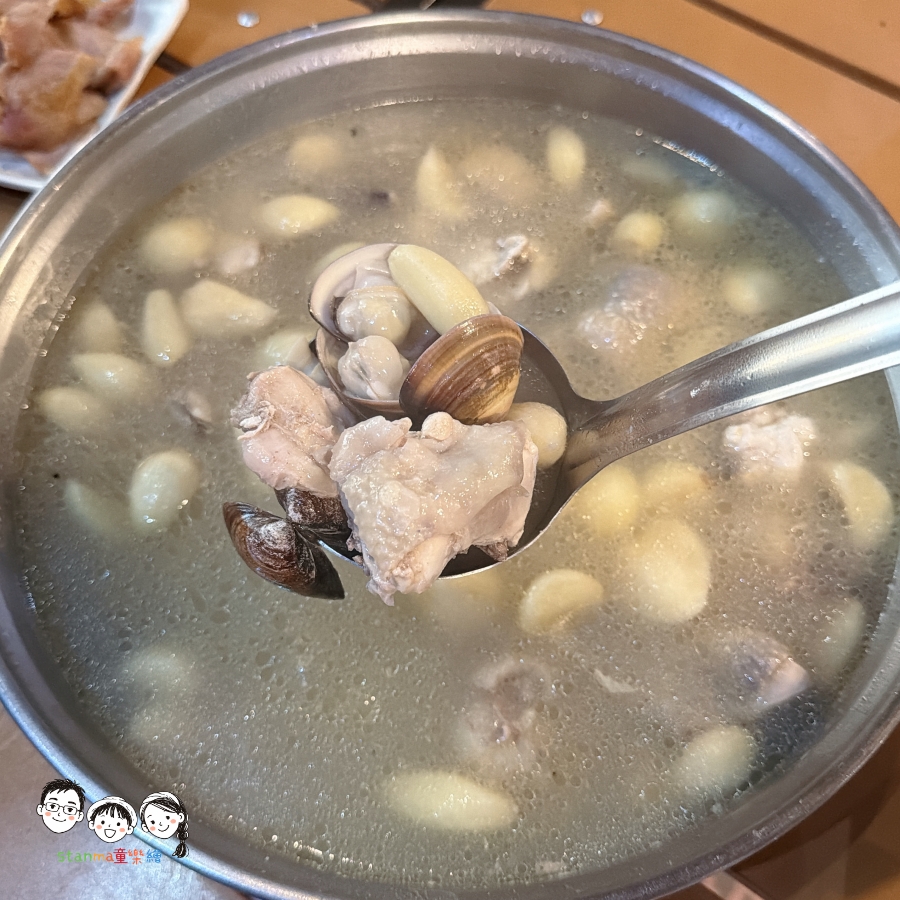 【六月限定】四人同行/滿額直接送50隻白蝦！文茶園桶仔雞一人過生日，全桌拿福利～ 有壽星就送全桌甜點！