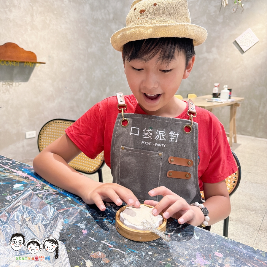【嘉義室內景點推薦】走進70年檜木老屋做手作!口袋派對會所×NOVA手作香氛,畫畫+調香雙重療癒,親子約會一站搞定! - 第13張圖 【嘉義室內景點推薦】走進70年檜木老屋做手作!口袋派對會所×NOVA手作香氛,畫畫+調香雙重療癒,親子約會一站搞定!