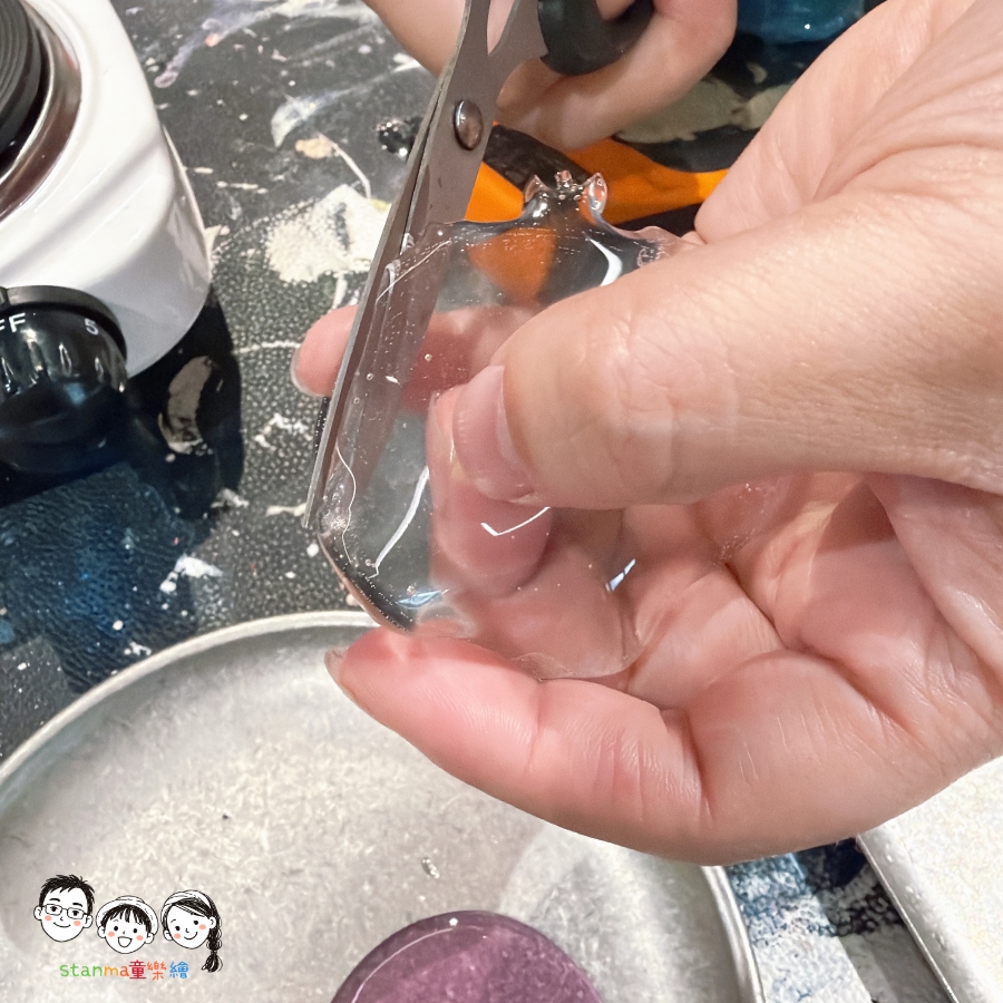 【嘉義室內景點推薦】走進70年檜木老屋做手作!口袋派對會所×NOVA手作香氛,畫畫+調香雙重療癒,親子約會一站搞定! - 第26張圖 【嘉義室內景點推薦】走進70年檜木老屋做手作!口袋派對會所×NOVA手作香氛,畫畫+調香雙重療癒,親子約會一站搞定!